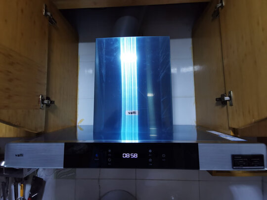 华帝i11137油烟机|独家剖析华帝i11137欧式顶吸式抽油烟机好不好？用后三周讲感受