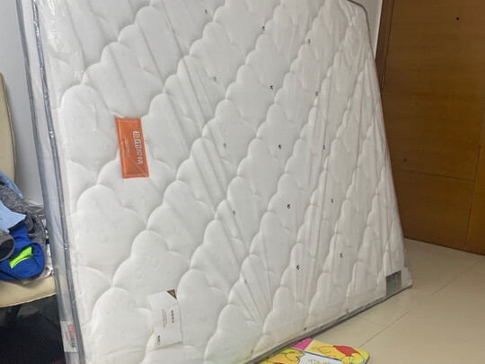 喜临门的床垫|评测细节：喜临门的床垫和顾家床垫哪个好?讲体验感受真相