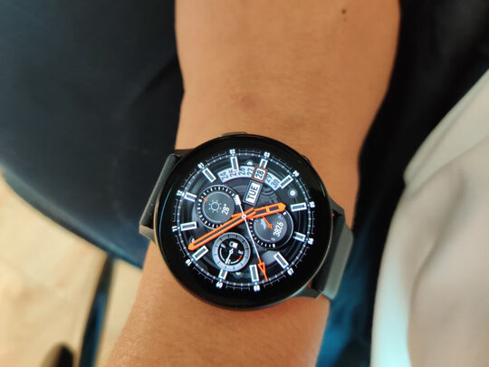 三星手表Galaxy Watch Active2怎么样?讲讲看值不值?