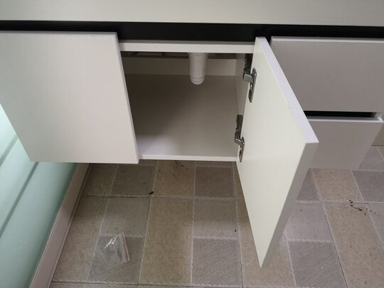 浴室柜|[用户爆料]联勒实木浴室柜怎么样?多少人不看被坑了？