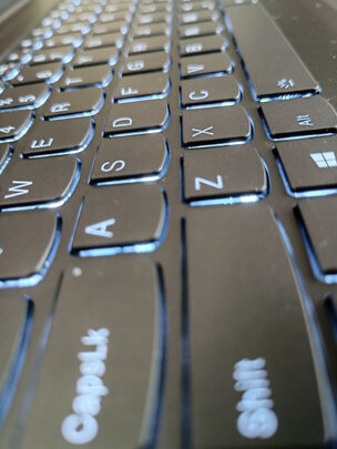 笔记本电脑|客观评价联想Yoga笔记本电脑怎么样？上手三周说真相