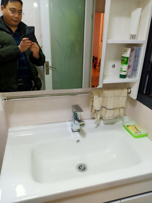 浴室柜|评测细节：联勒实木浴室柜怎么样?多少人不看被坑了？