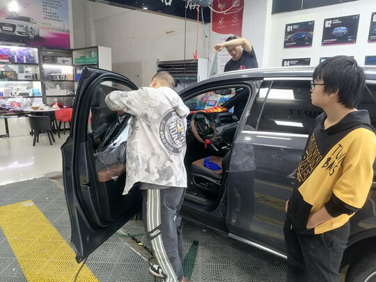 汽车贴膜