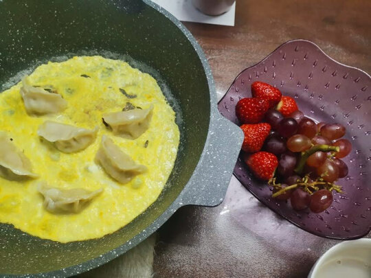 麦饭石不粘锅