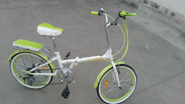 折叠自行车