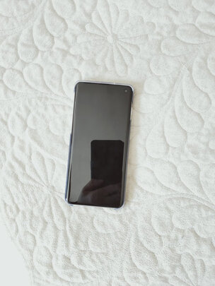 三星galaxy s10和华为mate20pro哪个好?细节区别有?