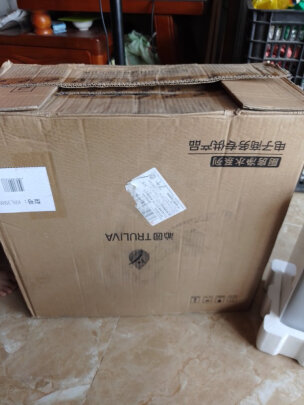 %title插图%num 沁园(TRULIVA)京品家电小白鲸旗舰净水器家用2.5升/分钟UV杀菌智能龙头厨下反渗透直饮净水机KRL5018