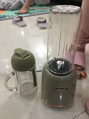 德尔玛榨汁机怎么样?后悔到失望至极了吗？