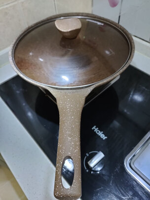 麦饭石不粘锅