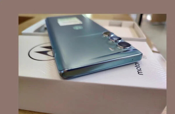 手机|参考剖析摩托罗拉摩托罗拉 edge S30手机怎么样?深度测评剖析