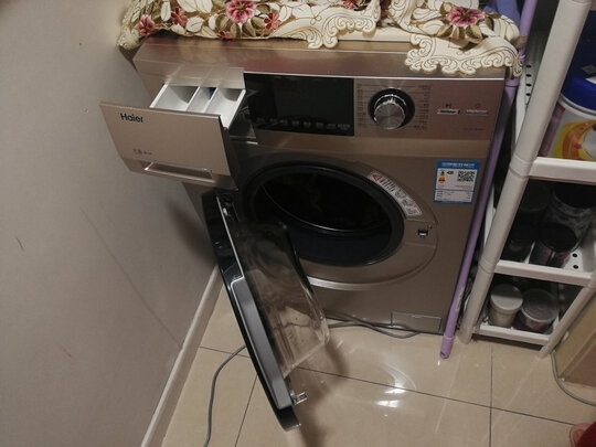 海尔（Haier）10KG滚筒洗衣机全自动90度烫烫净除菌率99%直驱变频 真丝摇篮柔洗  EG10012B709G