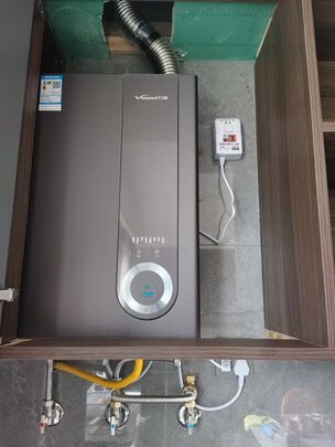 燃气热水器