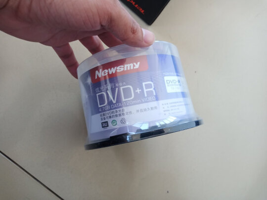 纽曼DVD+R和啄木鸟刻录盘有区别没有？哪个尺寸合适？