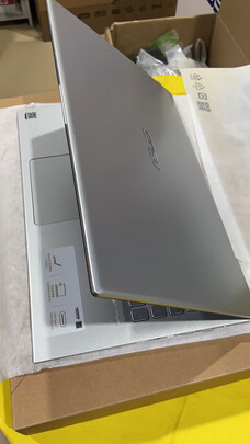 华硕VivoBook15s怎么样性价比如何,配置能用几年不过时?