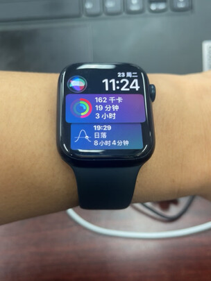 绿联苹果手表膜S8/SE2通用AppleiWatch7/6/5/4保护膜45/44mm全屏防刮防指纹水凝软膜2片装使用感受分享