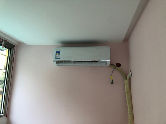 海尔 Haier 新一级能效 大1.5匹 变频 壁挂式空调挂机 先行者 自清洁 KFR-35GW/06EDS81套机A 以旧换新