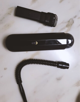 车载吸尘器