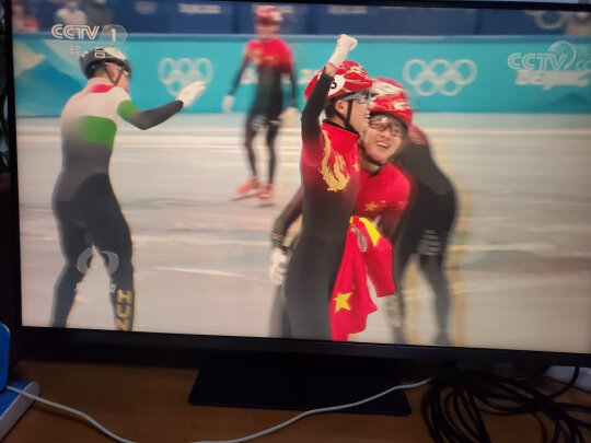 %title插图%num 三星(SAMSUNG)27英寸 2K IPS技术 FreeSync 可壁挂 HDR10 旋转升降 电脑显示器(S27A602NWC)