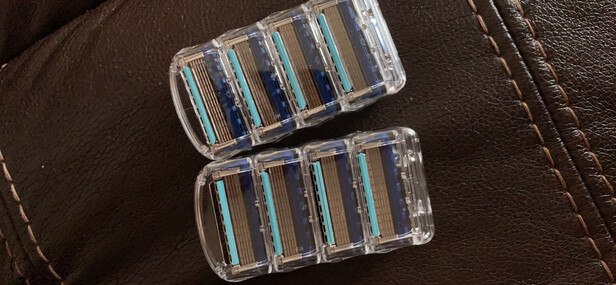 剃须刀片