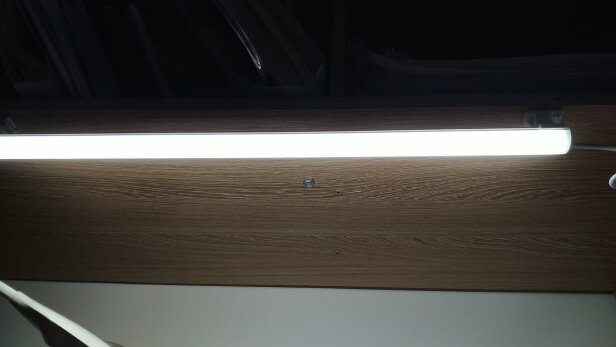 飞利浦酷烨USB台灯5.6W好不好，亮度够大吗？优质好用吗？