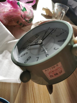 闹钟