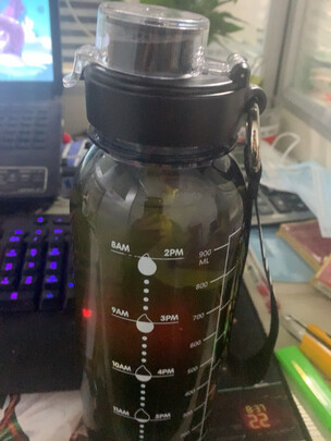 运动水壶
