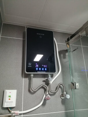 %title插图%num 格林姆斯(GLEMOS)即热式电热水器 多模变频恒温家用小型速热大水量直热式淋浴洗澡过水热 WS619-85升级款 上门安装