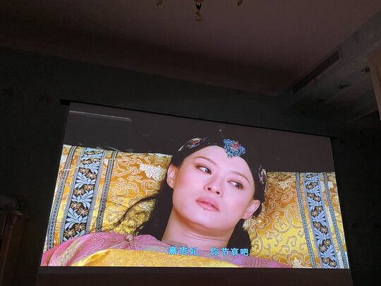 投影幕布|艾瑞尔电动拉线地拉幕布投影幕布如何,值得入手的原因分享！