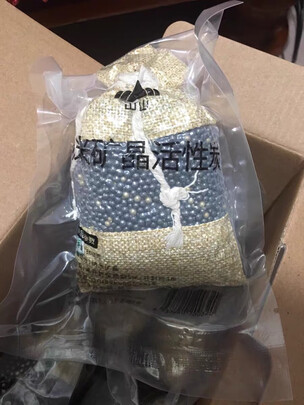汽车竹炭包