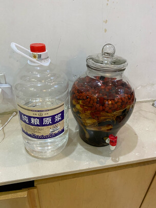 泸旗白酒口感如何怎么样?真假如何鉴别呢?