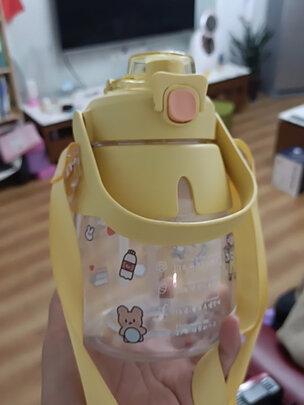 吸管水杯