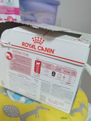 猫粮罐头