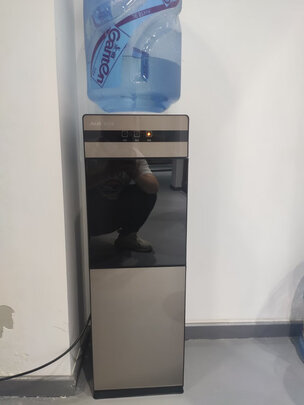 饮水机