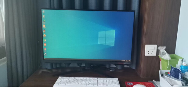 %title插图%num 三星(SAMSUNG)32英寸 G32A 165Hz 1ms 窄边框 FreeSync 旋转升降底座 玄龙骑士电竞显示器(S32AG322NC)