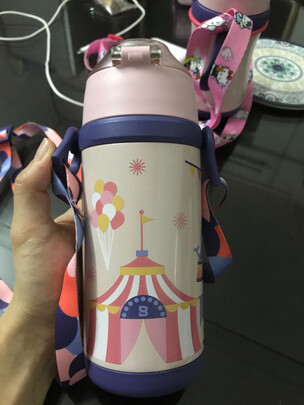 儿童保温杯