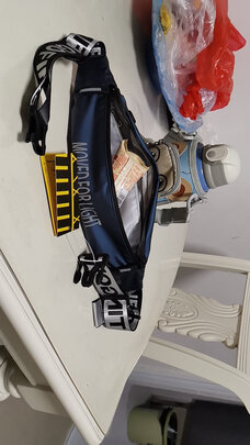 腰包