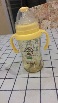 小狮王辛巴奶瓶可以装贝亲宽口奶瓶吗