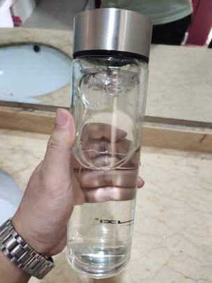 玻璃杯