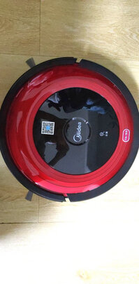 扫地机器人|【今日头条】美的扫地机器人和科沃斯哪个好用？告诉大家真相？