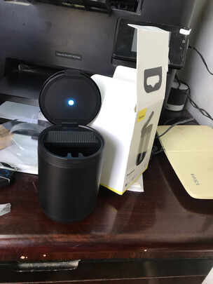 车载烟灰缸