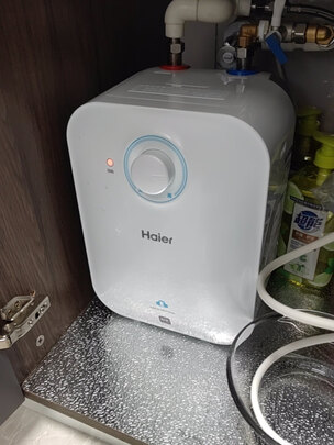 电热水器