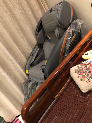 奥佳华7808智摩大师按摩椅|知乎问答：奥佳华7808和荣泰7800哪款体验效果更好些?上手大分析？