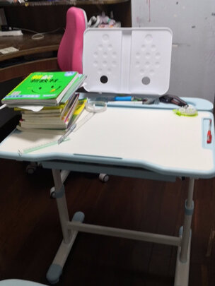 儿童学习桌椅套装