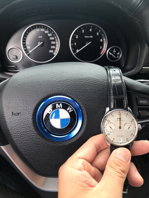 万国机械男表手表|报价参数万国(IWC)瑞士手表真的很烂吗？走时还偏差很大？