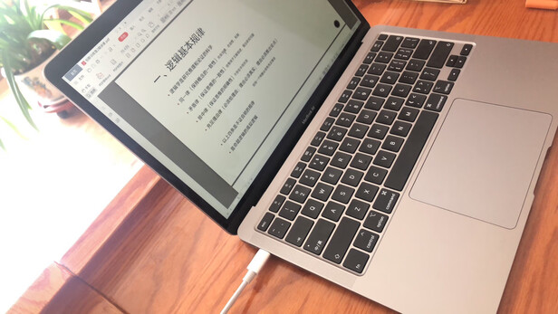 求助专家:AppleMacBook Air怎么样到底垃不垃圾?