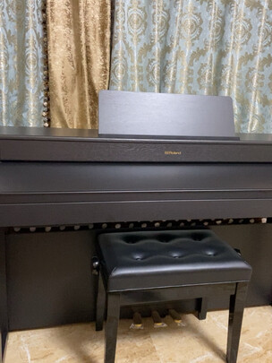 罗兰电钢琴HP701/HP702/HP704 Roland高端家用立式电子钢琴 88键重锤专业演奏 HP704DR玫瑰木色+配件礼包