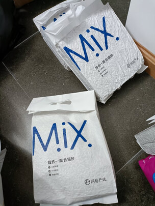 膨润土猫砂