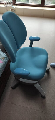 七色花儿童学习桌椅怎么样讲一讲体验后感受