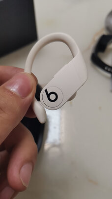 Beats Powerbeats Pro怎么样?用后两小想摔了后悔是吗?