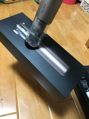 车载吸尘器